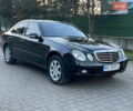 Черный Мерседес Е-Класс, объемом двигателя 2.2 л и пробегом 317 тыс. км за 6700 $, фото 1 на Automoto.ua