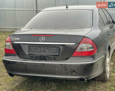 Чорний Мерседес Е-Клас, об'ємом двигуна 2.99 л та пробігом 374 тис. км за 4700 $, фото 5 на Automoto.ua