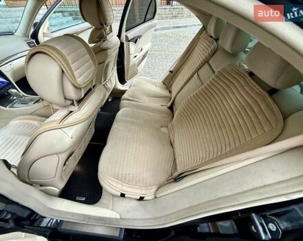 Черный Мерседес Е-Класс, объемом двигателя 2.1 л и пробегом 221 тыс. км за 7800 $, фото 36 на Automoto.ua