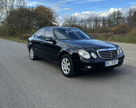 Мерседес Е-Класс 2007 в Яворове на Automoto.ua Черный Мерседес Е-Класс, объемом двигателя 2.2 л и пробегом 316 тыс. км за 6000 $, фото 5 на Automoto.ua