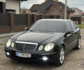Черный Мерседес Е-Класс, объемом двигателя 2.15 л и пробегом 260 тыс. км за 11777 $, фото 1 на Automoto.ua