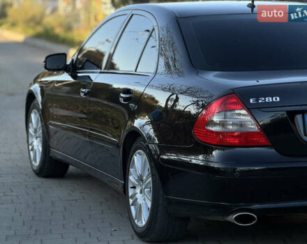 Мерседес Е-Класс 2007 в Ивано-Франковске на Automoto.ua Черный Мерседес Е-Класс, объемом двигателя 3 л и пробегом 239 тыс. км за 6999 $, фото 10 на Automoto.ua