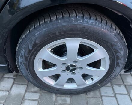 Черный Мерседес Е-Класс, объемом двигателя 2 л и пробегом 245 тыс. км за 7500 $, фото 12 на Automoto.ua