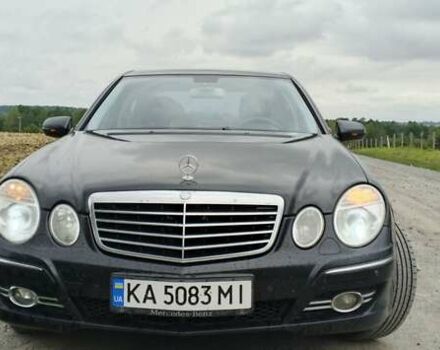 Черный Мерседес Е-Класс, объемом двигателя 2.8 л и пробегом 400 тыс. км за 7000 $, фото 12 на Automoto.ua