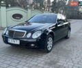 Черный Мерседес Е-Класс, объемом двигателя 2.2 л и пробегом 317 тыс. км за 6700 $, фото 2 на Automoto.ua