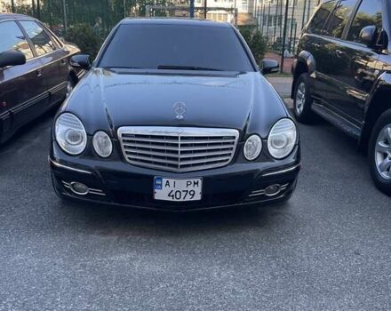 Черный Мерседес Е-Класс, объемом двигателя 3.5 л и пробегом 216 тыс. км за 7600 $, фото 1 на Automoto.ua