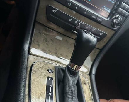 Черный Мерседес Е-Класс, объемом двигателя 2.15 л и пробегом 260 тыс. км за 11777 $, фото 32 на Automoto.ua