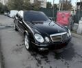 Черный Мерседес Е-Класс, объемом двигателя 3 л и пробегом 412 тыс. км за 9026 $, фото 1 на Automoto.ua