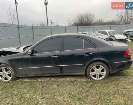 Чорний Мерседес Е-Клас, об'ємом двигуна 2.99 л та пробігом 374 тис. км за 4700 $, фото 18 на Automoto.ua