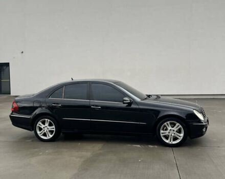 Черный Мерседес Е-Класс, объемом двигателя 2.99 л и пробегом 348 тыс. км за 7600 $, фото 2 на Automoto.ua