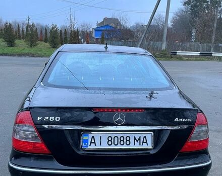 Черный Мерседес Е-Класс, объемом двигателя 3 л и пробегом 320 тыс. км за 9000 $, фото 10 на Automoto.ua