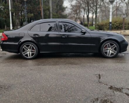 Черный Мерседес Е-Класс, объемом двигателя 1.8 л и пробегом 218 тыс. км за 7700 $, фото 2 на Automoto.ua