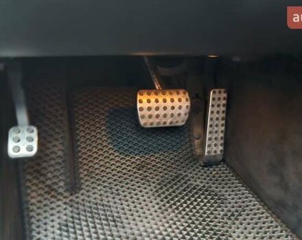 Черный Мерседес Е-Класс, объемом двигателя 1.8 л и пробегом 277 тыс. км за 7500 $, фото 10 на Automoto.ua