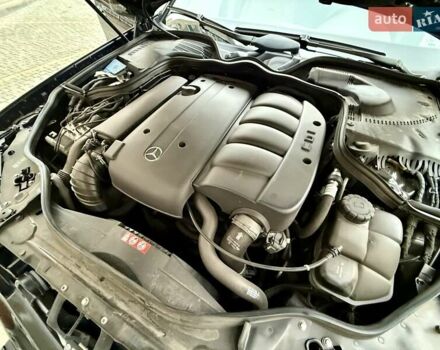 Черный Мерседес Е-Класс, объемом двигателя 2.1 л и пробегом 221 тыс. км за 7800 $, фото 8 на Automoto.ua