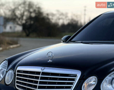 Чорний Мерседес Е-Клас, об'ємом двигуна 3.5 л та пробігом 216 тис. км за 8500 $, фото 8 на Automoto.ua