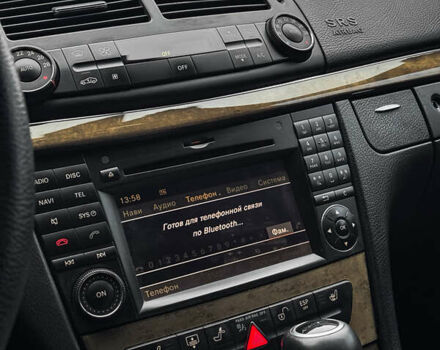 Черный Мерседес Е-Класс, объемом двигателя 3 л и пробегом 384 тыс. км за 9500 $, фото 26 на Automoto.ua