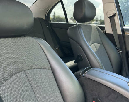 Мерседес Е-Клас 2007 у Ковель на Automoto.ua Чорний Мерседес Е-Клас, об'ємом двигуна 3 л та пробігом 340 тис. км за 8800 $, фото 9 на Automoto.ua