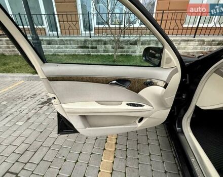 Черный Мерседес Е-Класс, объемом двигателя 2.1 л и пробегом 221 тыс. км за 7800 $, фото 17 на Automoto.ua