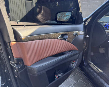 Чорний Мерседес Е-Клас, об'ємом двигуна 1.8 л та пробігом 363 тис. км за 7900 $, фото 5 на Automoto.ua