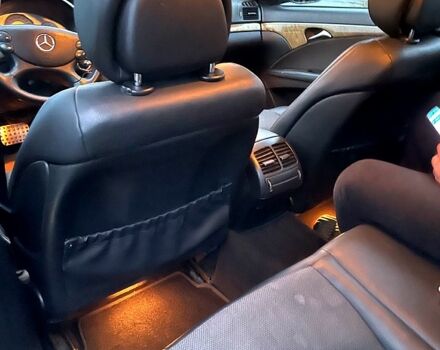 Черный Мерседес Е-Класс, объемом двигателя 3 л и пробегом 320 тыс. км за 9000 $, фото 4 на Automoto.ua