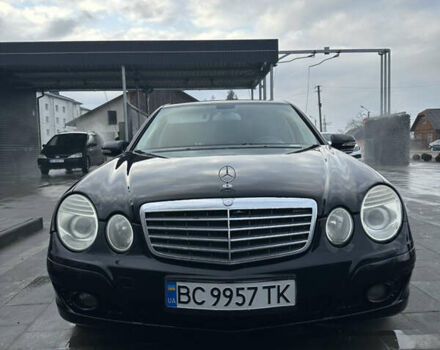 Черный Мерседес Е-Класс, объемом двигателя 2.2 л и пробегом 330 тыс. км за 7000 $, фото 2 на Automoto.ua