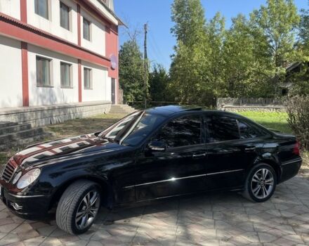 Черный Мерседес Е-Класс, объемом двигателя 2.1 л и пробегом 400 тыс. км за 9300 $, фото 10 на Automoto.ua
