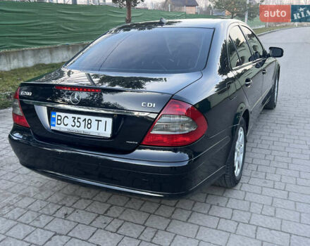 Черный Мерседес Е-Класс, объемом двигателя 2.2 л и пробегом 317 тыс. км за 6700 $, фото 10 на Automoto.ua