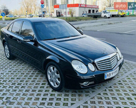 Черный Мерседес Е-Класс, объемом двигателя 2.15 л и пробегом 470 тыс. км за 7999 $, фото 1 на Automoto.ua