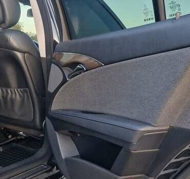 Чорний Мерседес Е-Клас, об'ємом двигуна 2.15 л та пробігом 263 тис. км за 9999 $, фото 18 на Automoto.ua