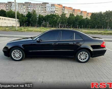 Черный Мерседес Е-Класс, объемом двигателя 3 л и пробегом 327 тыс. км за 8500 $, фото 3 на Automoto.ua