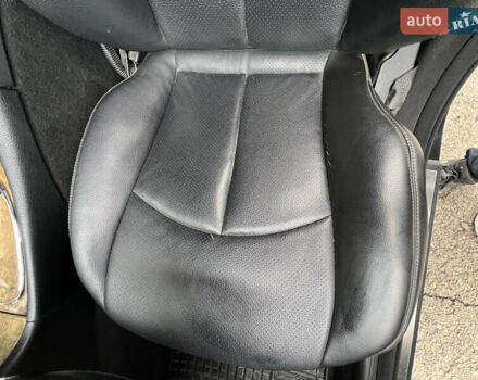 Черный Мерседес Е-Класс, объемом двигателя 2.99 л и пробегом 370 тыс. км за 10600 $, фото 21 на Automoto.ua