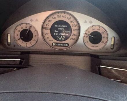 Чорний Мерседес Е-Клас, об'ємом двигуна 3.5 л та пробігом 312 тис. км за 6950 $, фото 39 на Automoto.ua