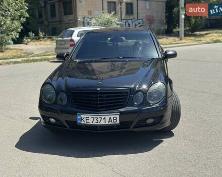 Чорний Мерседес Е-Клас, об'ємом двигуна 3.5 л та пробігом 312 тис. км за 6950 $, фото 16 на Automoto.ua
