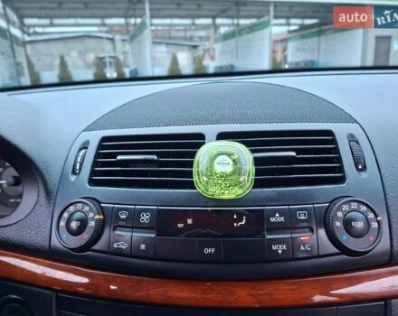 Чорний Мерседес Е-Клас, об'ємом двигуна 1.8 л та пробігом 340 тис. км за 8500 $, фото 15 на Automoto.ua