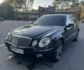 Чорний Мерседес Е-Клас, об'ємом двигуна 2.1 л та пробігом 444 тис. км за 8804 $, фото 1 на Automoto.ua