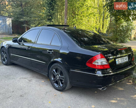 Чорний Мерседес Е-Клас, об'ємом двигуна 2.99 л та пробігом 390 тис. км за 12700 $, фото 7 на Automoto.ua