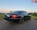 Черный Мерседес Е-Класс, объемом двигателя 2.15 л и пробегом 249 тыс. км за 8500 $, фото 2 на Automoto.ua