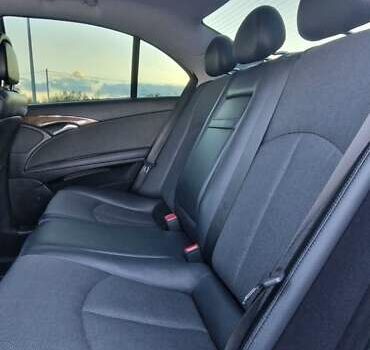 Чорний Мерседес Е-Клас, об'ємом двигуна 2.15 л та пробігом 263 тис. км за 9999 $, фото 21 на Automoto.ua