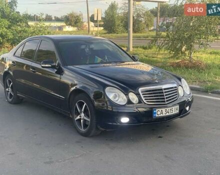 Чорний Мерседес Е-Клас, об'ємом двигуна 2.15 л та пробігом 275 тис. км за 7700 $, фото 1 на Automoto.ua