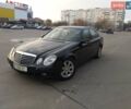 Черный Мерседес Е-Класс, объемом двигателя 2.15 л и пробегом 295 тыс. км за 11000 $, фото 1 на Automoto.ua