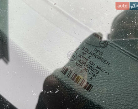 Черный Мерседес Е-Класс, объемом двигателя 2.2 л и пробегом 297 тыс. км за 8900 $, фото 14 на Automoto.ua