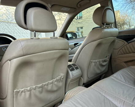 Чорний Мерседес Е-Клас, об'ємом двигуна 3 л та пробігом 196 тис. км за 7200 $, фото 21 на Automoto.ua