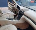 Черный Мерседес Е-Класс, объемом двигателя 3.5 л и пробегом 211 тыс. км за 13000 $, фото 6 на Automoto.ua