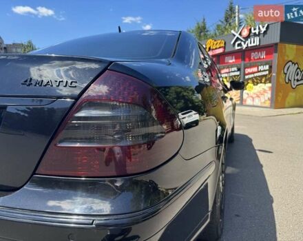 Чорний Мерседес Е-Клас, об'ємом двигуна 3.5 л та пробігом 312 тис. км за 6950 $, фото 19 на Automoto.ua