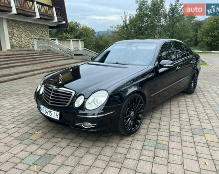 Черный Мерседес Е-Класс, объемом двигателя 2.99 л и пробегом 370 тыс. км за 10600 $, фото 5 на Automoto.ua