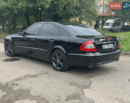 Чорний Мерседес Е-Клас, об'ємом двигуна 2.99 л та пробігом 390 тис. км за 12700 $, фото 6 на Automoto.ua