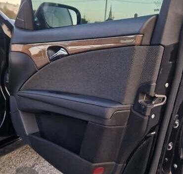 Чорний Мерседес Е-Клас, об'ємом двигуна 2.15 л та пробігом 263 тис. км за 9999 $, фото 15 на Automoto.ua