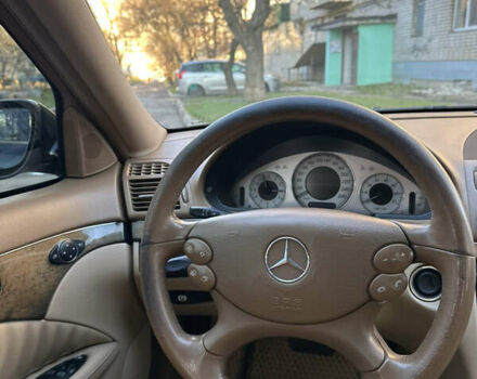 Чорний Мерседес Е-Клас, об'ємом двигуна 3 л та пробігом 196 тис. км за 7200 $, фото 25 на Automoto.ua