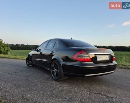 Черный Мерседес Е-Класс, объемом двигателя 2.15 л и пробегом 249 тыс. км за 8500 $, фото 5 на Automoto.ua