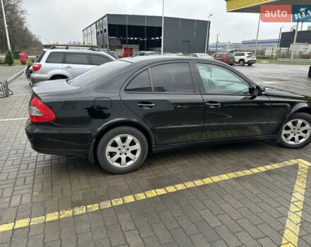 Черный Мерседес Е-Класс, объемом двигателя 1.8 л и пробегом 164 тыс. км за 9100 $, фото 2 на Automoto.ua